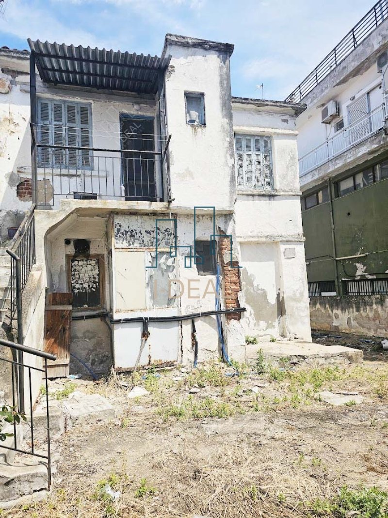 Zgrada na prodaju u Thermaikosu Agia Triada