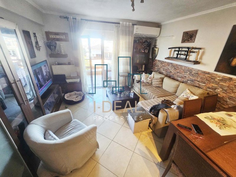 Nea Michaniona – Svetao dvostrano orijentisan apartman za prodaju sa 2 spavaće sobe, parking i skladište · fotografija 2
