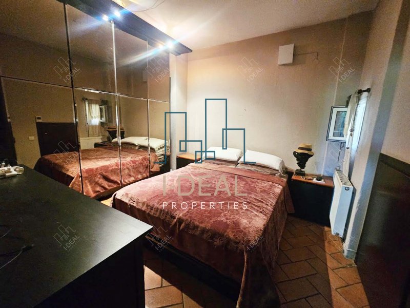 Kuća sa odvojenim stanom i vrtom u Perei · fotografija 17