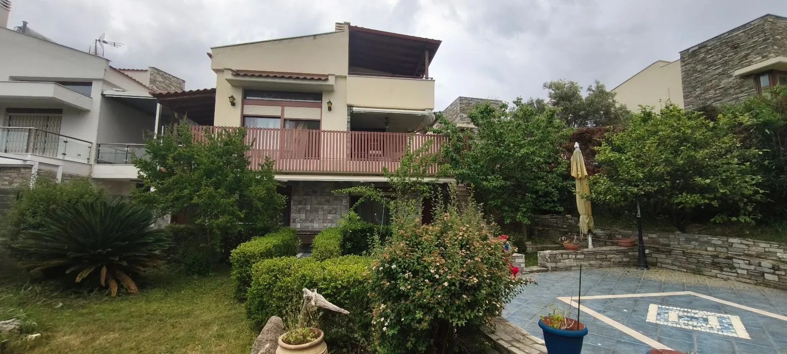 VILA – ELIA