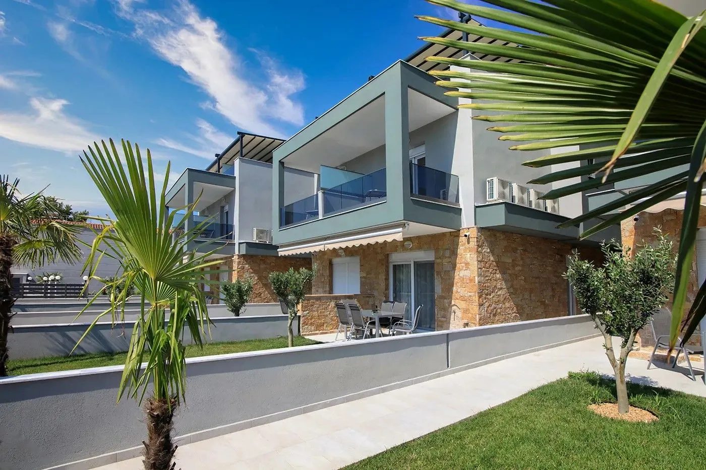 VILA – PARALIA NIKITI – HALKIDIKI