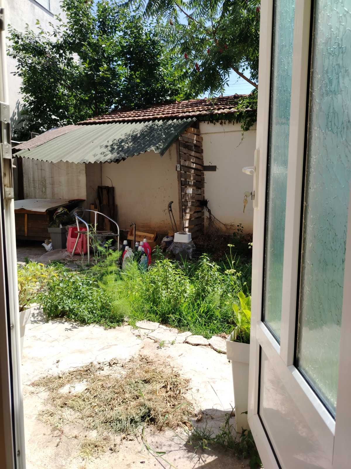 KUCA BLIZU BOGOSLOVIJE · fotografija 14
