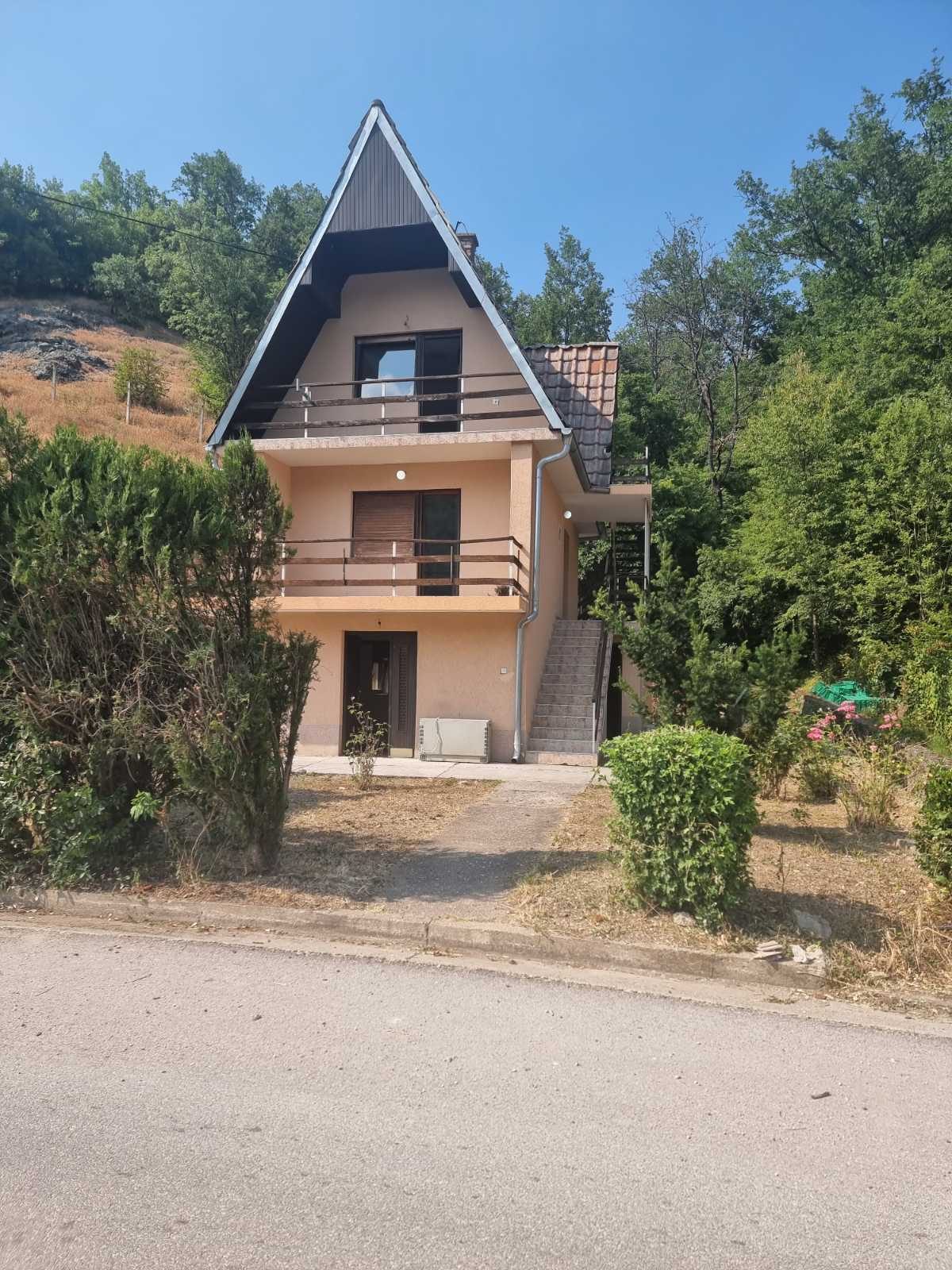 KUĆA PROLOM BANJA – EXTRA PONUDA · fotografija 2