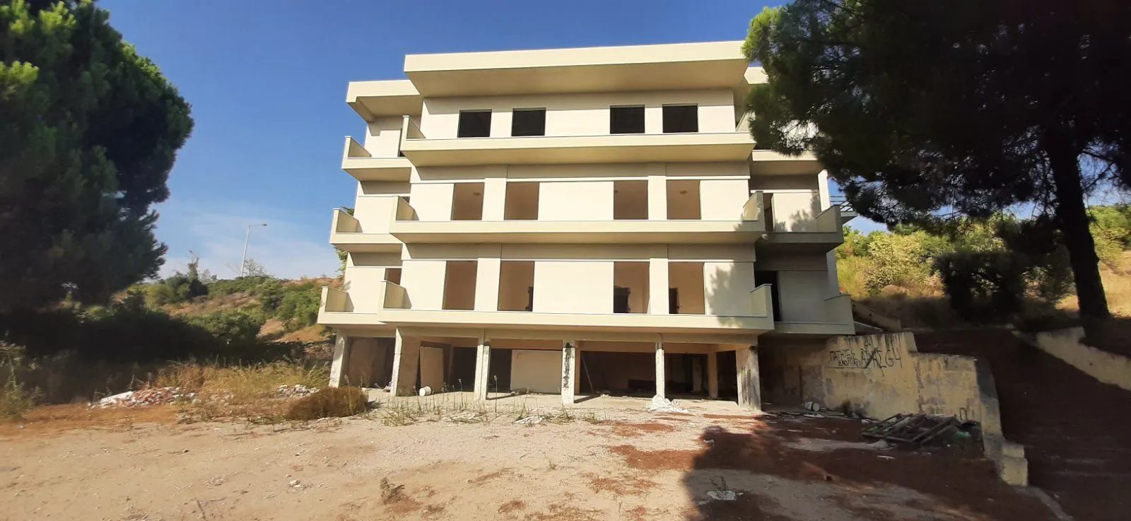HOTEL NA PRODAJU – PARADEISOS
