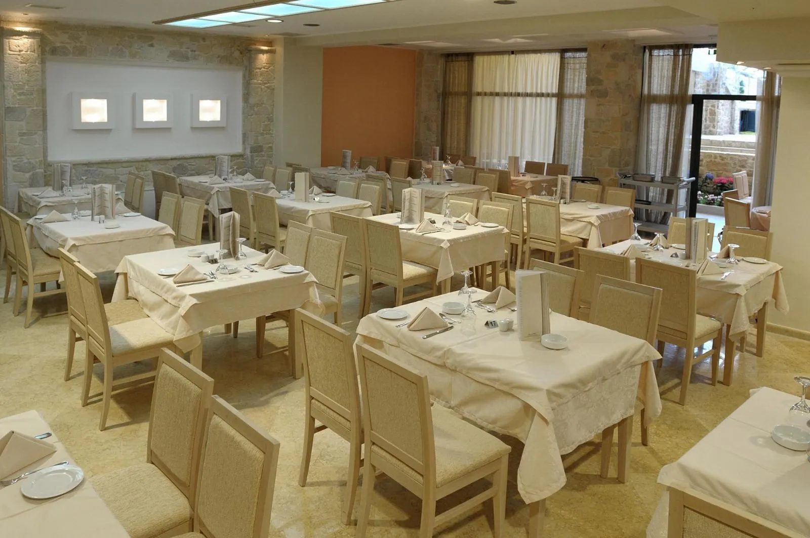 HOTEL – NEA SKIONI · fotografija 7