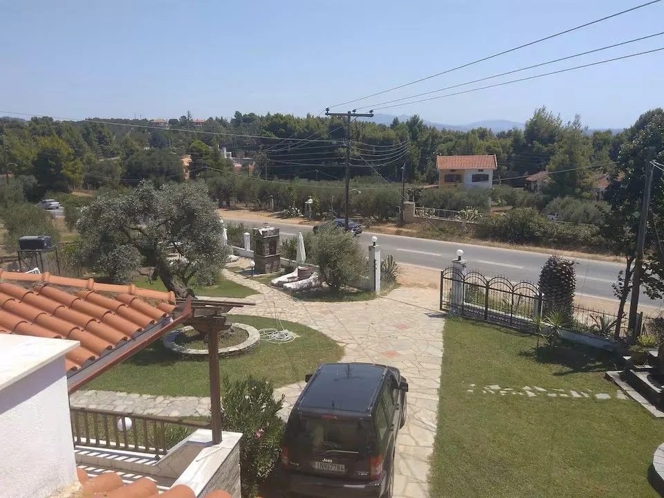 KUĆA – NIKITI · fotografija 3