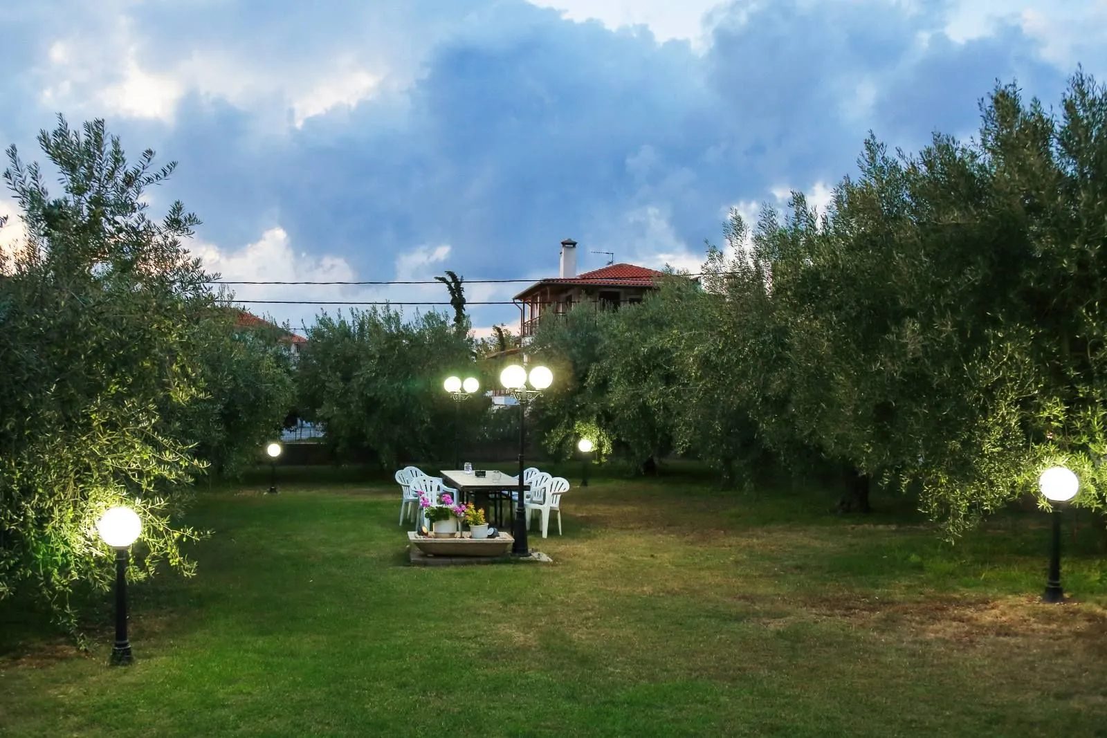 STAMBENO NASELJE – PARALIA NIKITI · fotografija 4