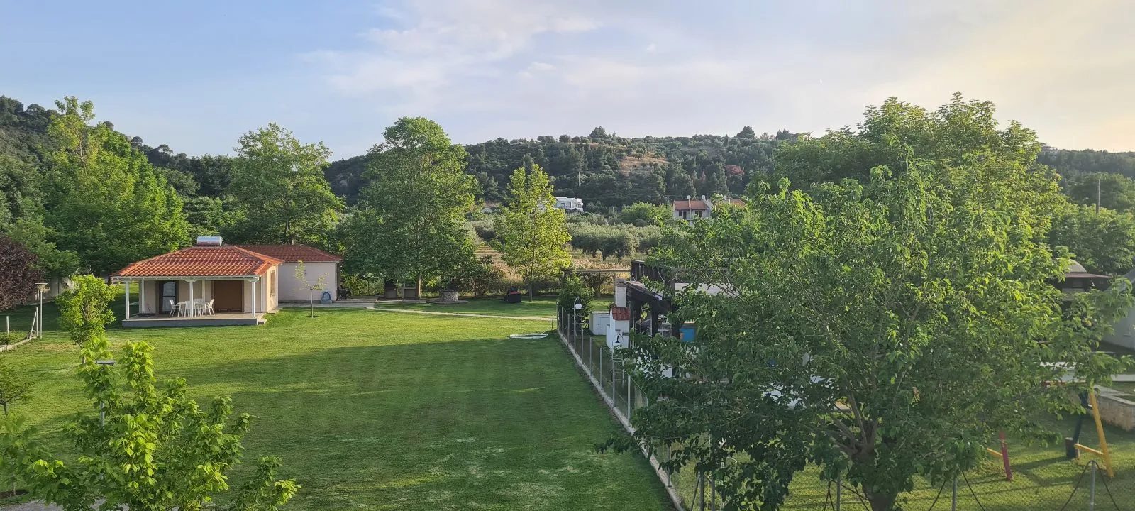 VILA – SCHOINIA · fotografija 3