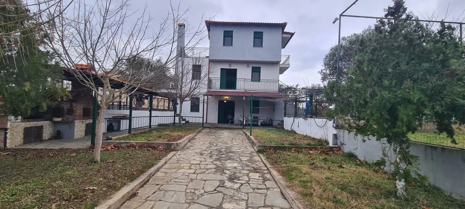 Haus – Elaionas