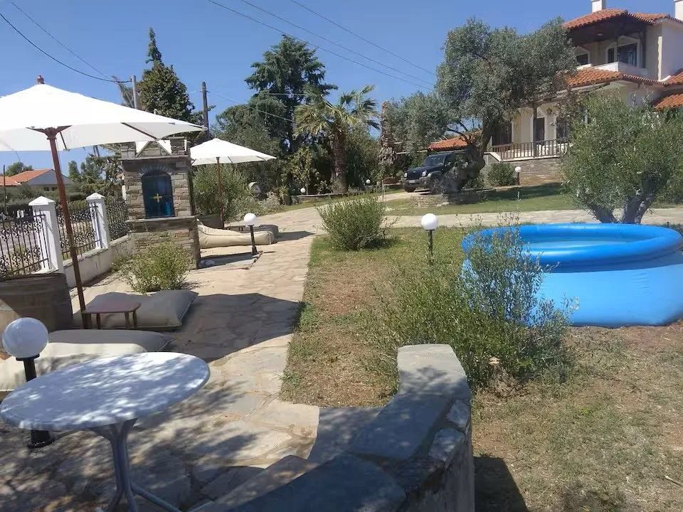 KUĆA – NIKITI · fotografija 13