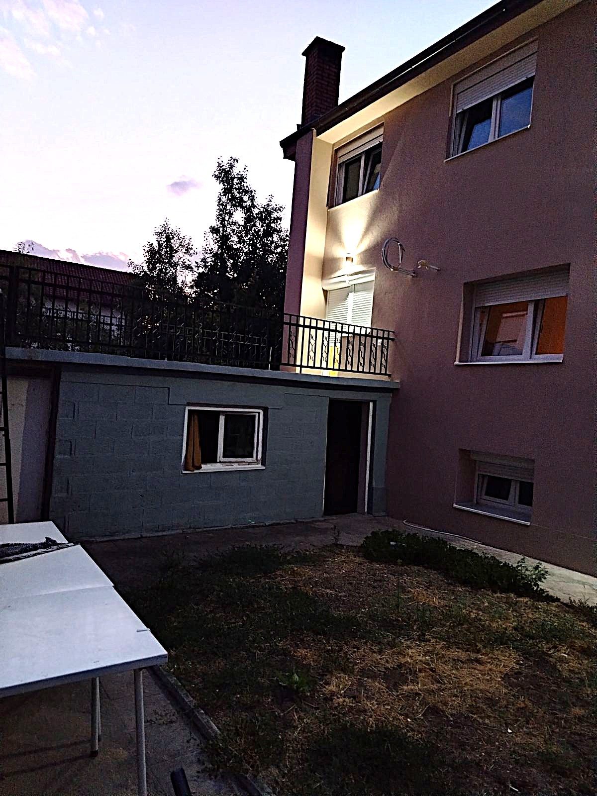 KUCA PANTELEJ – PLAC · fotografija 2